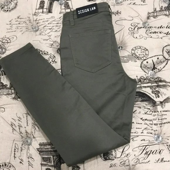 Design Lab High-Rise Skinny Jeans - Picture 5 of 5